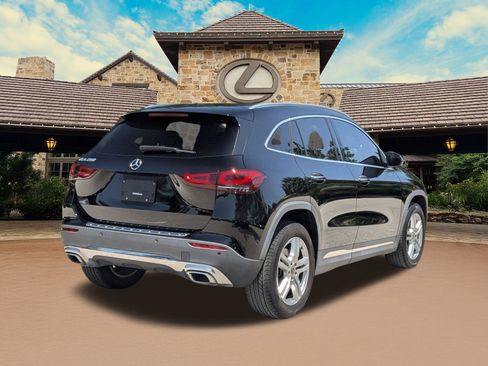 Used 2023 Mercedes-Benz GLA 250 image 2