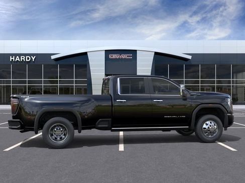 New 2026 GMC Sierra 3500 Denali Ultimate AWD/4WD image 5