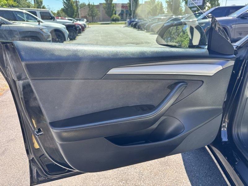 Used 2021 Tesla Model 3 Performance AWD/4WD image 19