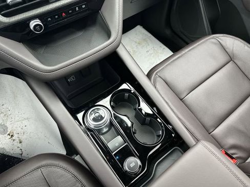 New 2026 Ford Explorer Platinum w/ LUX Leather Package image 24