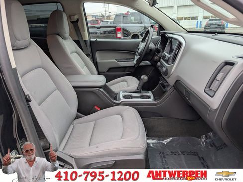 Used 2018 Chevrolet Colorado LT w/ LT Convenience Package image 13