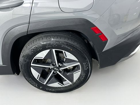 Used 2025 Hyundai Tucson SEL FWD image 11