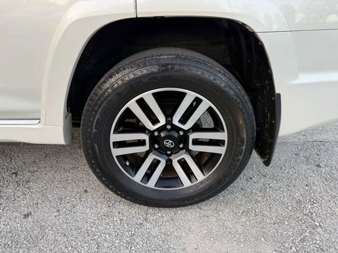 Used 2015 Toyota 4Runner Limited image 23