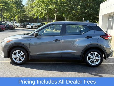 Used 2023 Nissan Kicks S FWD image 5