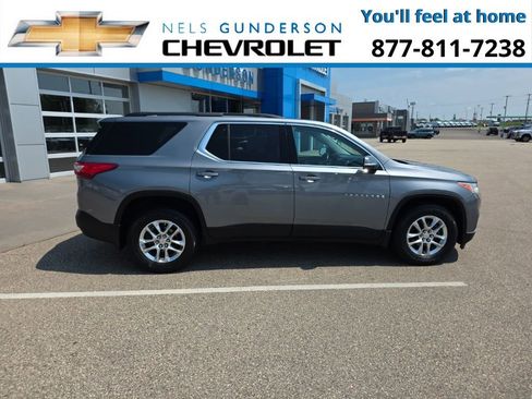 Used 2019 Chevrolet Traverse LT image 8