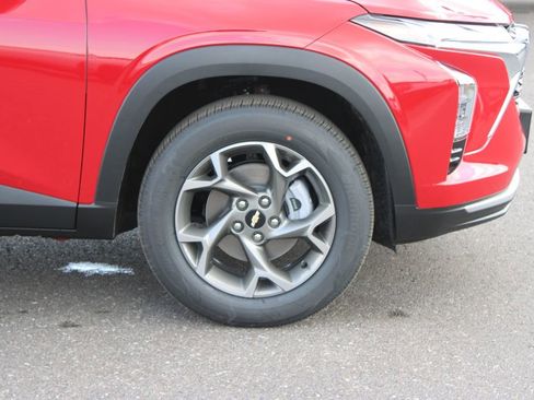 New 2026 Chevrolet Trax LT FWD image 12