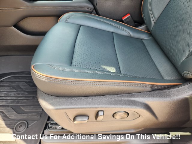 New 2027 GMC Yukon AT4 w/ AT4 Premium Package AWD/4WD image 18