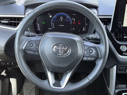 Used 2025 Toyota Corolla Cross AWD Hybrid w/ Convenience Package image 11