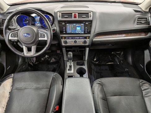 Used 2017 Subaru Outback 3.6R Limited image 29
