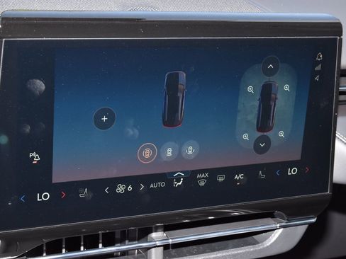 New 2026 Lincoln Nautilus Premier w/ Jet Appearance Package AWD/4WD image 36