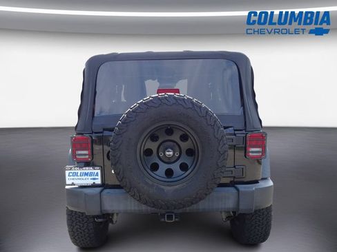 Used 2016 Jeep Wrangler Sport AWD/4WD image 4