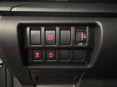 Used 2024 Subaru Forester AWD/4WD image 17