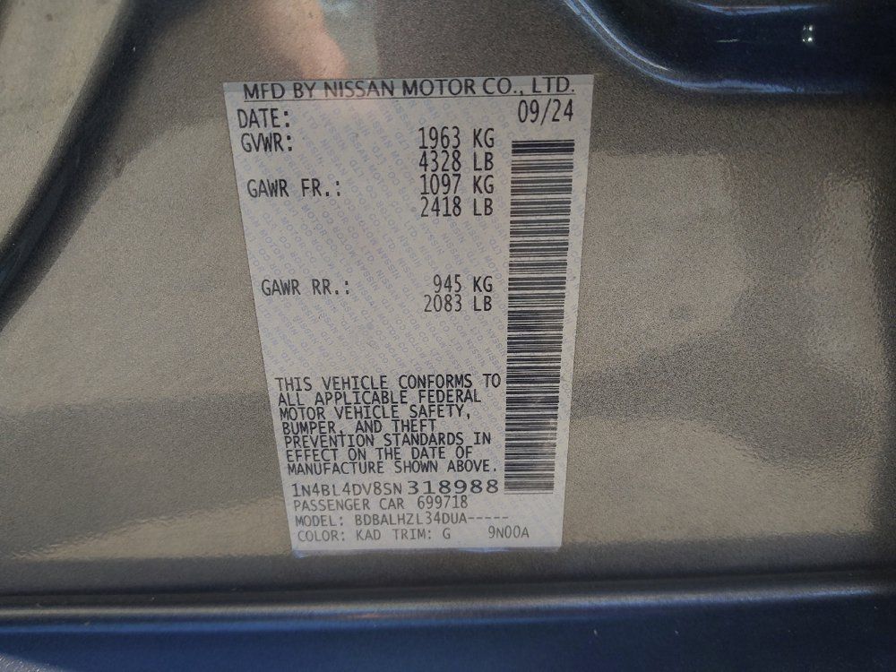 Used 2025 Nissan Altima 2.5 SV FWD image 33