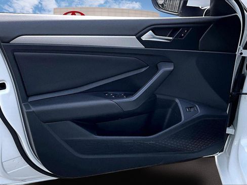 Used 2019 Volkswagen Jetta S image 21