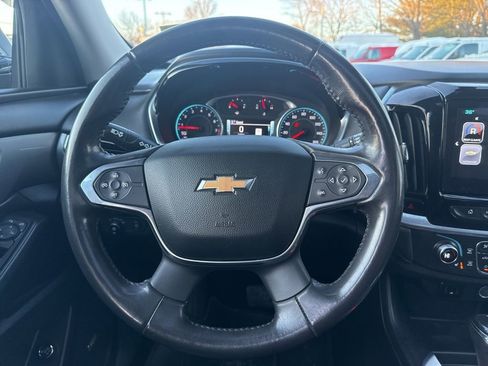 Certified 2019 Chevrolet Traverse LT w/ LT Premium Package image 25