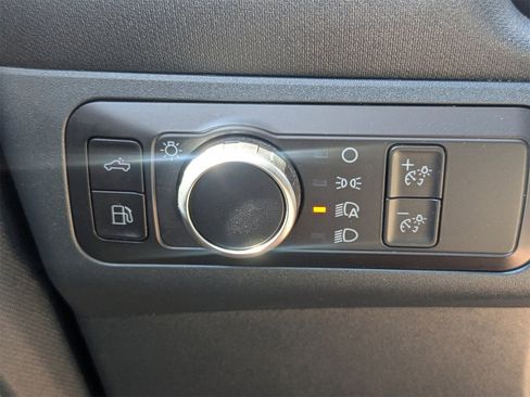 Used 2022 Ford Maverick XL image 27