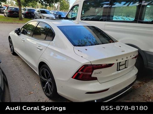 Used 2023 Volvo S60 B5 Ultimate image 14