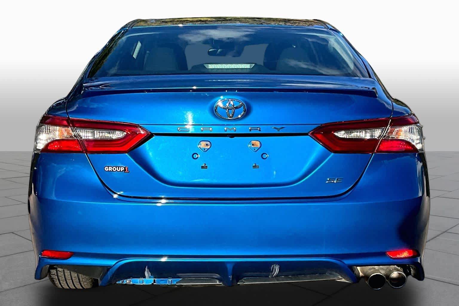 Used 2018 Toyota Camry SE FWD image 5