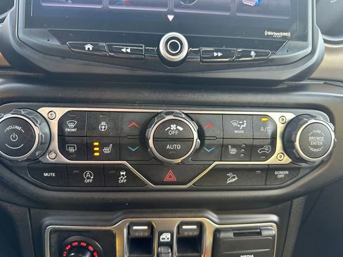 Certified 2021 Jeep Wrangler Unlimited Sport image 17