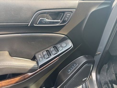 Used 2017 Chevrolet Tahoe LT image 22