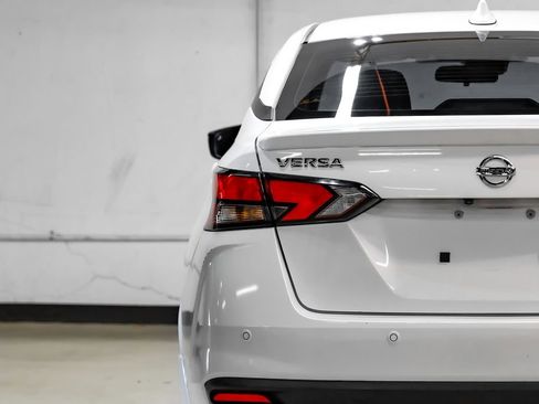 Used 2020 Nissan Versa SR w/ Convenience Package FWD image 47