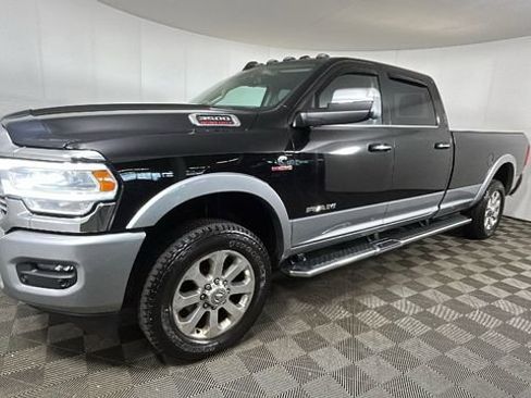 Used 2022 RAM 3500 Laramie AWD/4WD image 7