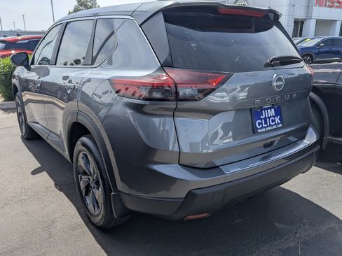 New 2026 Nissan Rogue SV FWD image 4