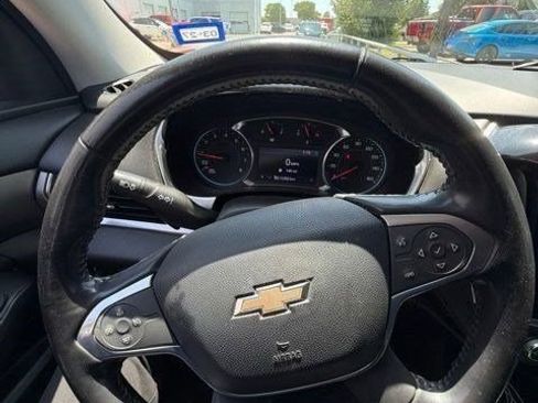 Used 2020 Chevrolet Traverse LT FWD image 5