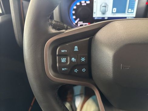 Used 2024 Ford Bronco Badlands image 24