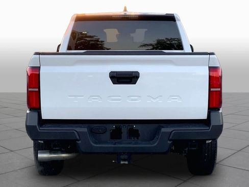 Used 2025 Toyota Tacoma SR RWD image 5