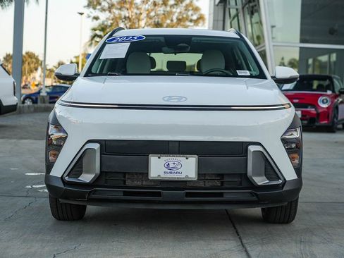 Used 2025 Hyundai Kona SEL FWD image 5