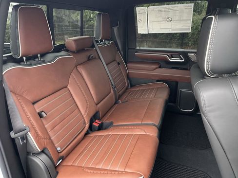 New 2026 GMC Sierra 3500 Denali Ultimate image 28