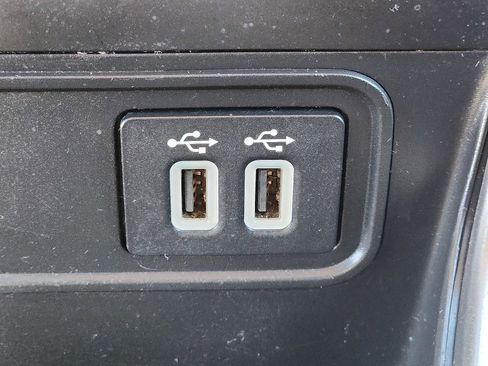 Used 2022 Ford EcoSport SE w/ SE Convenience Package image 26