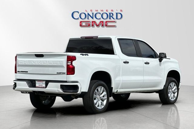 Used 2022 Chevrolet Silverado 1500 Custom AWD/4WD image 4