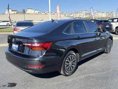 Used 2019 Volkswagen Jetta SEL FWD image 10
