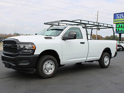 Used 2024 RAM 2500 Tradesman image 2