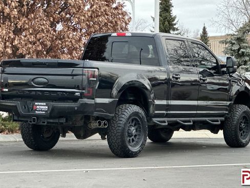 Used 2019 Ford F350 Lariat w/ Lariat Ultimate Package image 4