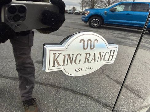 Used 2024 Ford Expedition Max King Ranch image 10