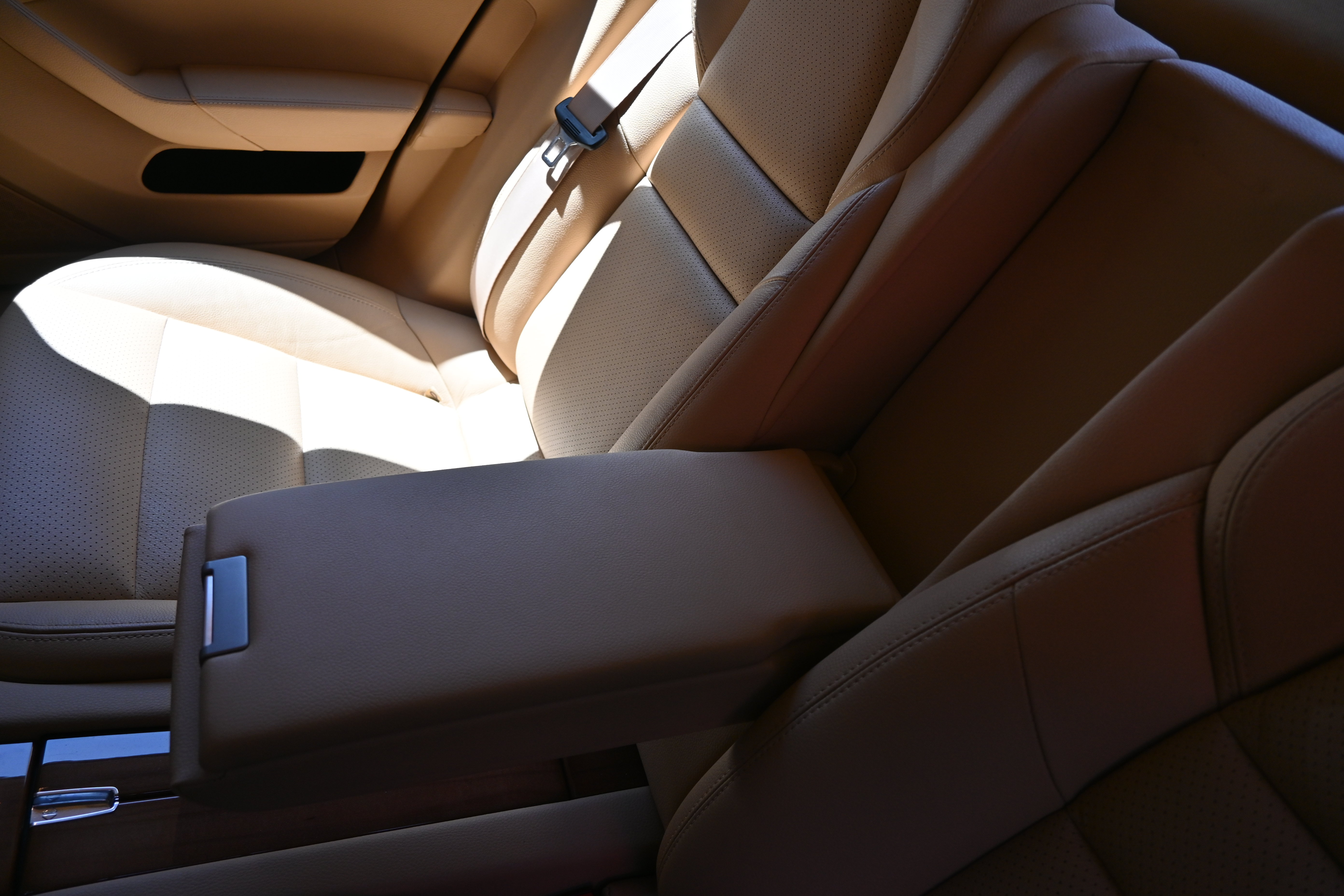 Used 2011 Porsche Panamera S RWD image 70