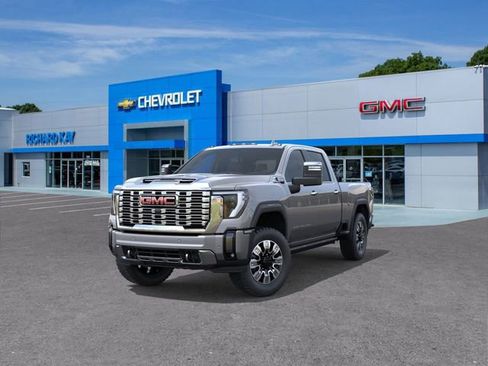 New 2026 GMC Sierra 2500 Denali w/ Denali Reserve Package image 8