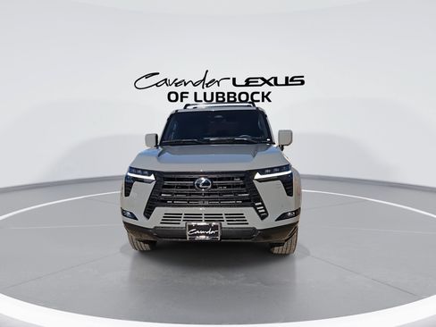Certified 2026 Lexus GX 550 w/ Accessory Package (2T) AWD/4WD image 3