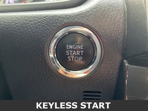 Used 2024 Toyota 4Runner TRD Off-Road Premium image 9