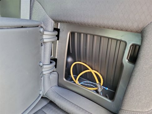 Used 2023 GMC Sierra 1500 Elevation image 24