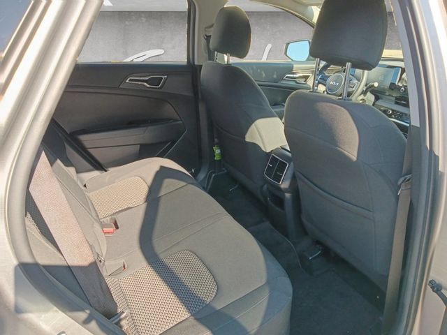 Used 2023 Kia Sportage LX AWD/4WD image 22