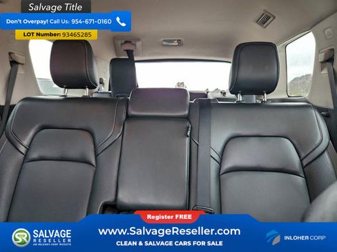 Used 2024 Nissan Pathfinder SL image 13