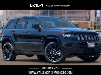 Used 2021 Jeep Grand Cherokee Laredo X AWD/4WD video 1
