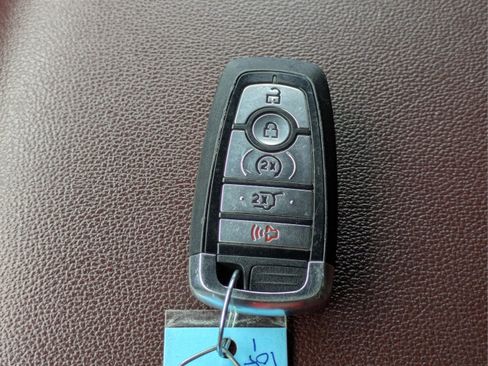 Used 2024 Ford Expedition Limited image 33