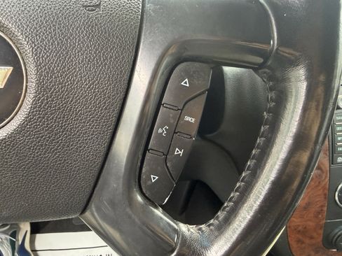 Used 2007 Chevrolet Avalanche LTZ w/ LTZ Preferred Equipment Group image 33