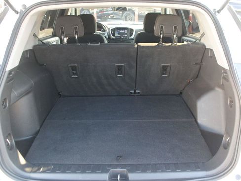 Used 2020 GMC Terrain SLE FWD image 10