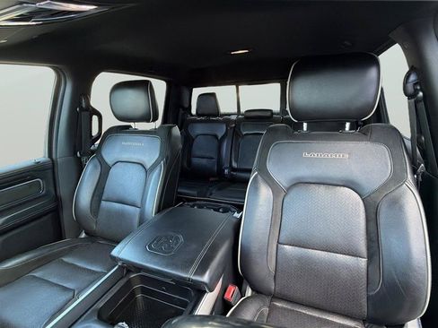 Used 2019 RAM 1500 Laramie w/ Sport Appearance Package AWD/4WD image 19